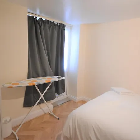 London Modern One Bedroom Apartment Exterior photo