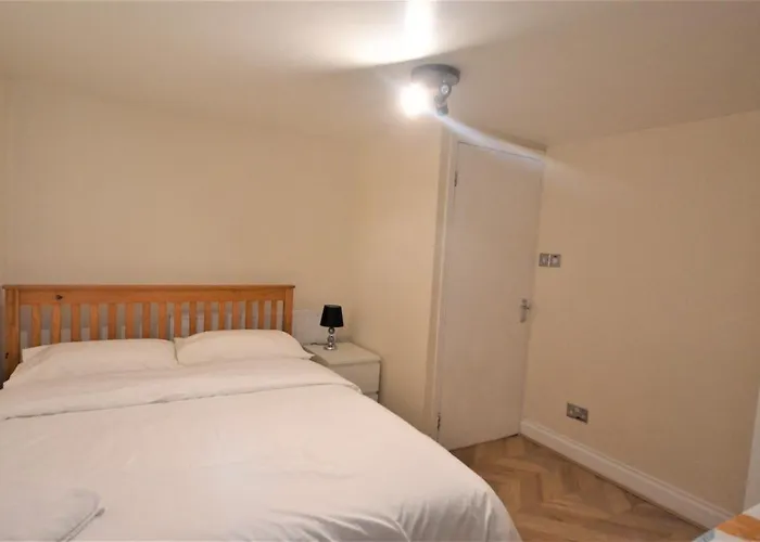 London Modern One Bedroom Apartment